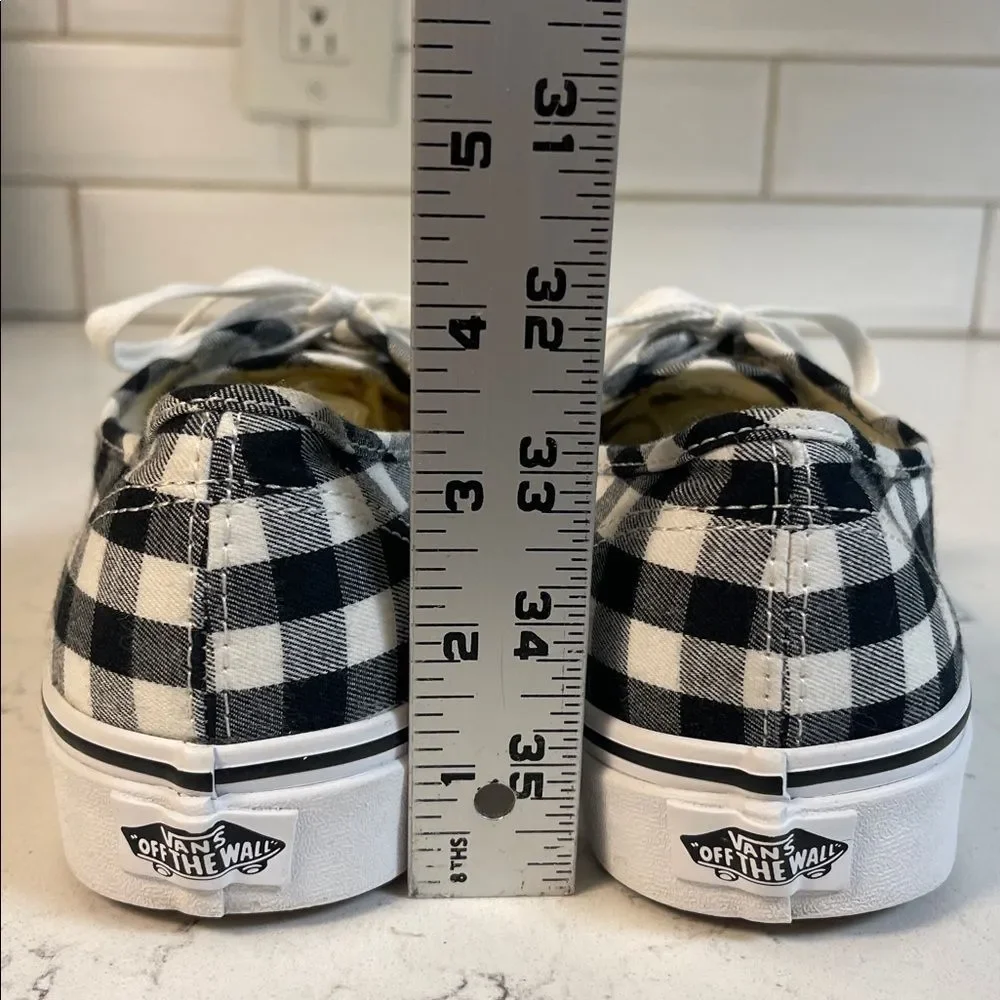 Vans® Unisex Authentic Lace-Up Sneakers in Gingham Check Size 9 Women’s